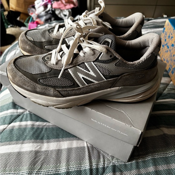 New Balance Gray and White Sneakers - Picture 1 of 5
